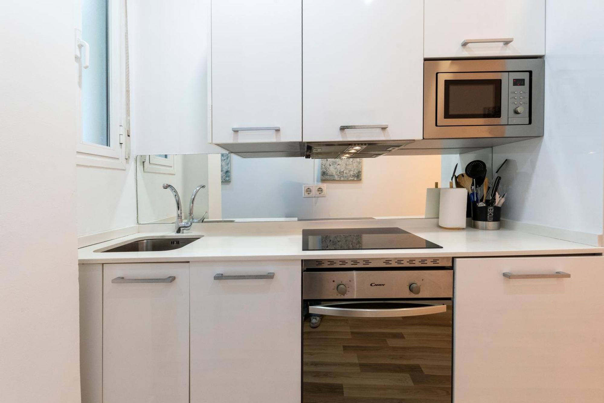 For You Rentals New Design Apartment Temporal Puerta Del Sol Pre10A Мадрид Екстериор снимка